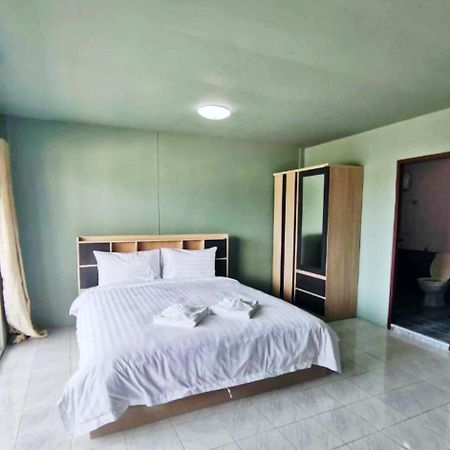 4 Palms Hotel Pratumanak 파타야 외부 사진