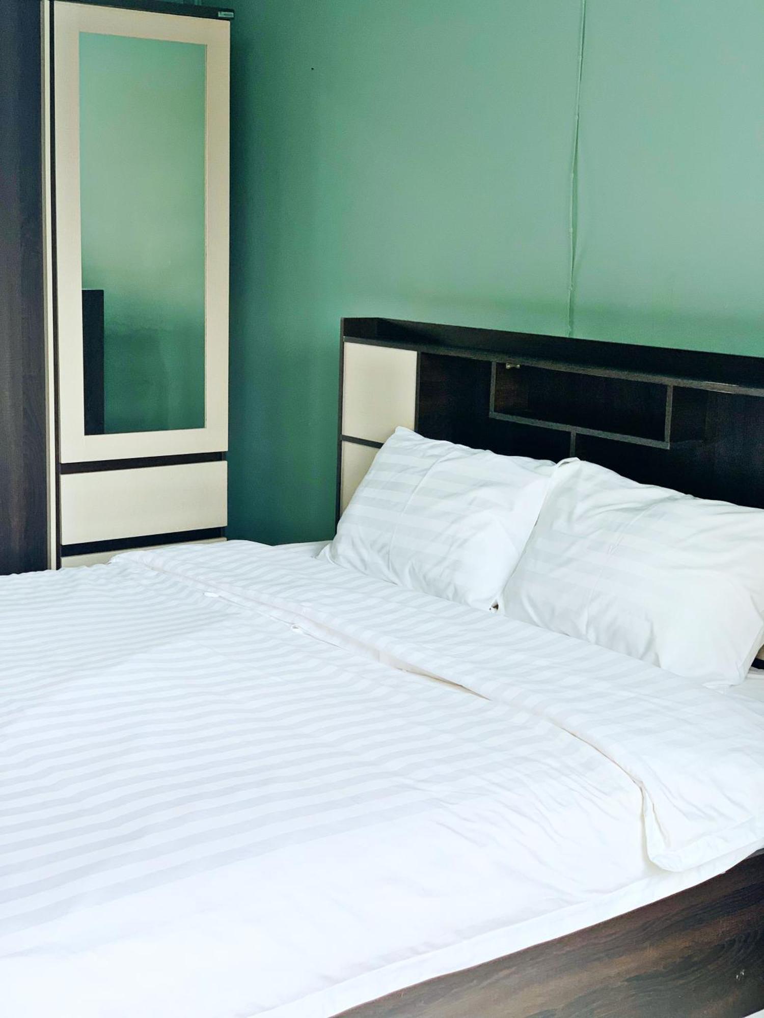 4 Palms Hotel Pratumanak 파타야 외부 사진
