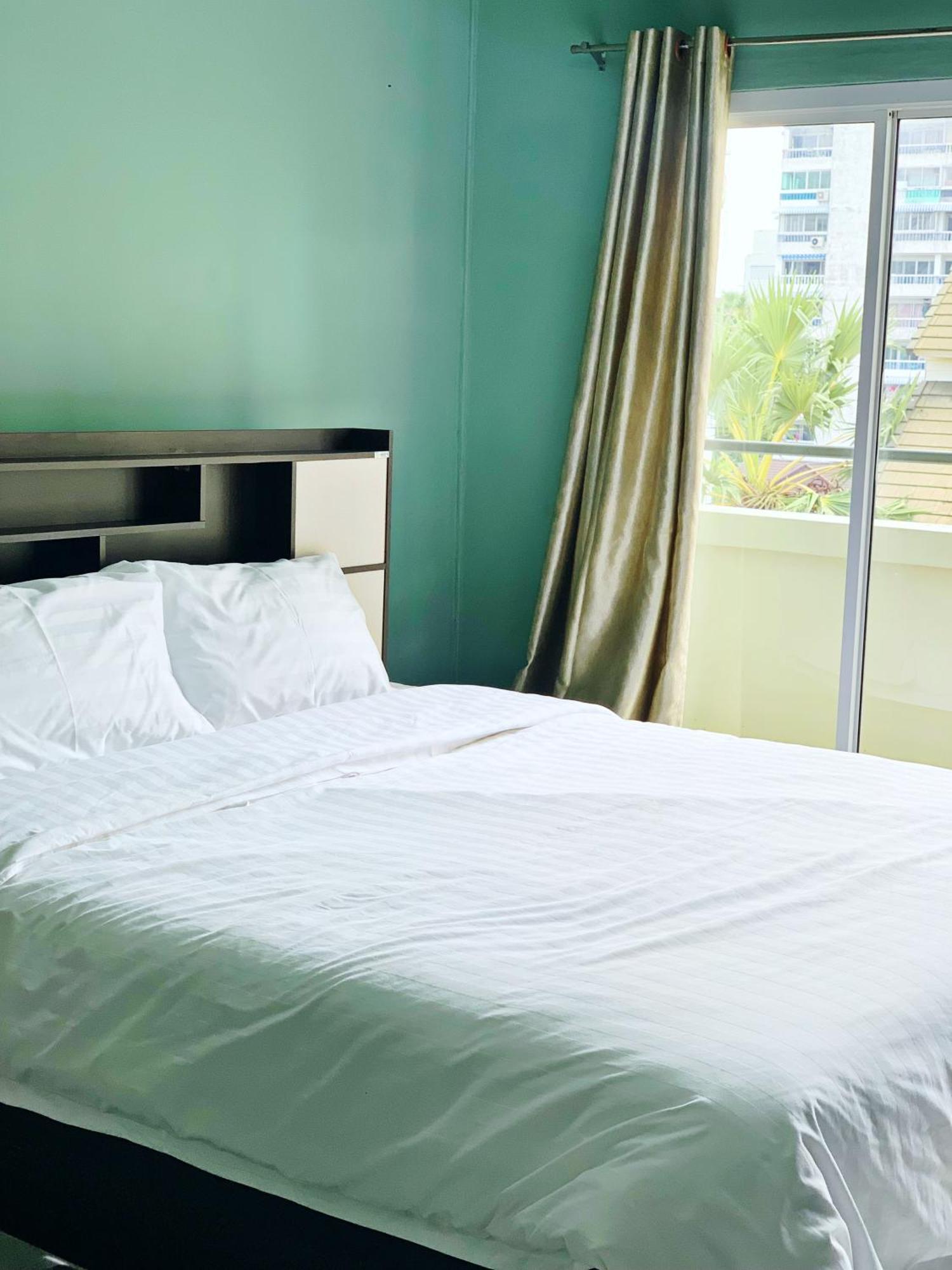 4 Palms Hotel Pratumanak 파타야 외부 사진